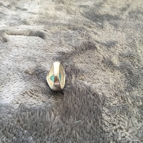 Sterling Silver Blue Stone Ring - Picture 7 of 9